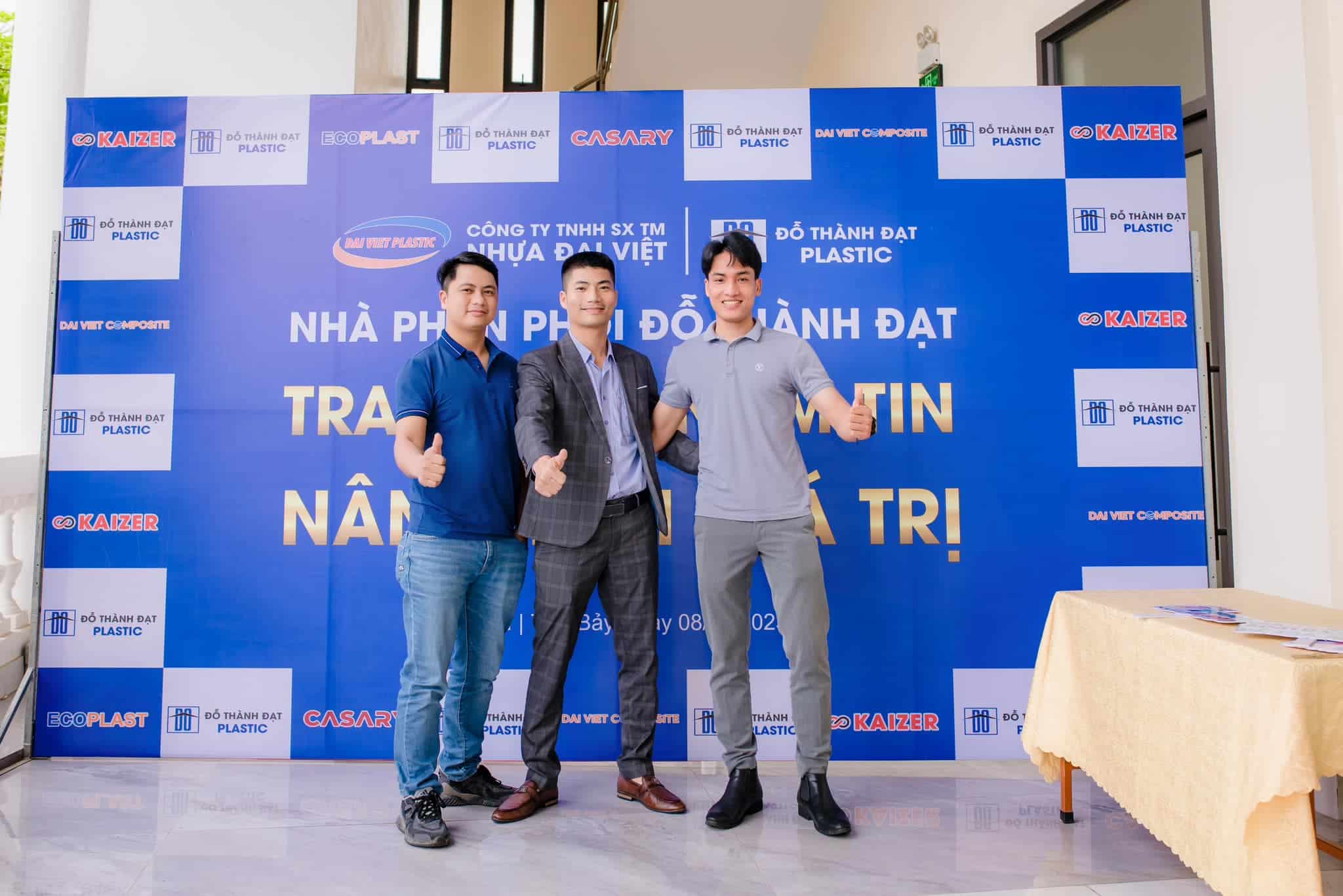 khai truong hong phat Do Thanh Dat Nghe an 3