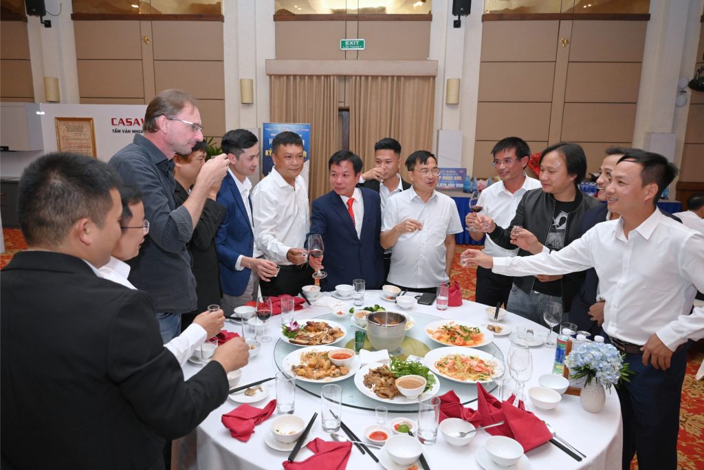 Hội Nghị Tổng Kết Năm 2024 - Nhựa Đại Việt Mở Ra "Hành Trình Bước Vào Kỷ Nguyên Mới" 21 HOI NGHI TONG KET CUOI NAM NHUA DAI VIET 2024 23