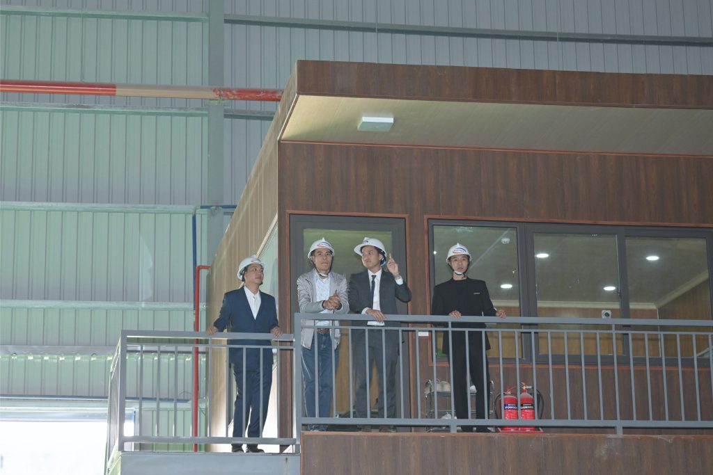 Hội Nghị Tổng Kết Năm 2024 - Nhựa Đại Việt Mở Ra "Hành Trình Bước Vào Kỷ Nguyên Mới" 7 HOI NGHI TONG KET CUOI NAM NHUA DAI VIET 2024 31