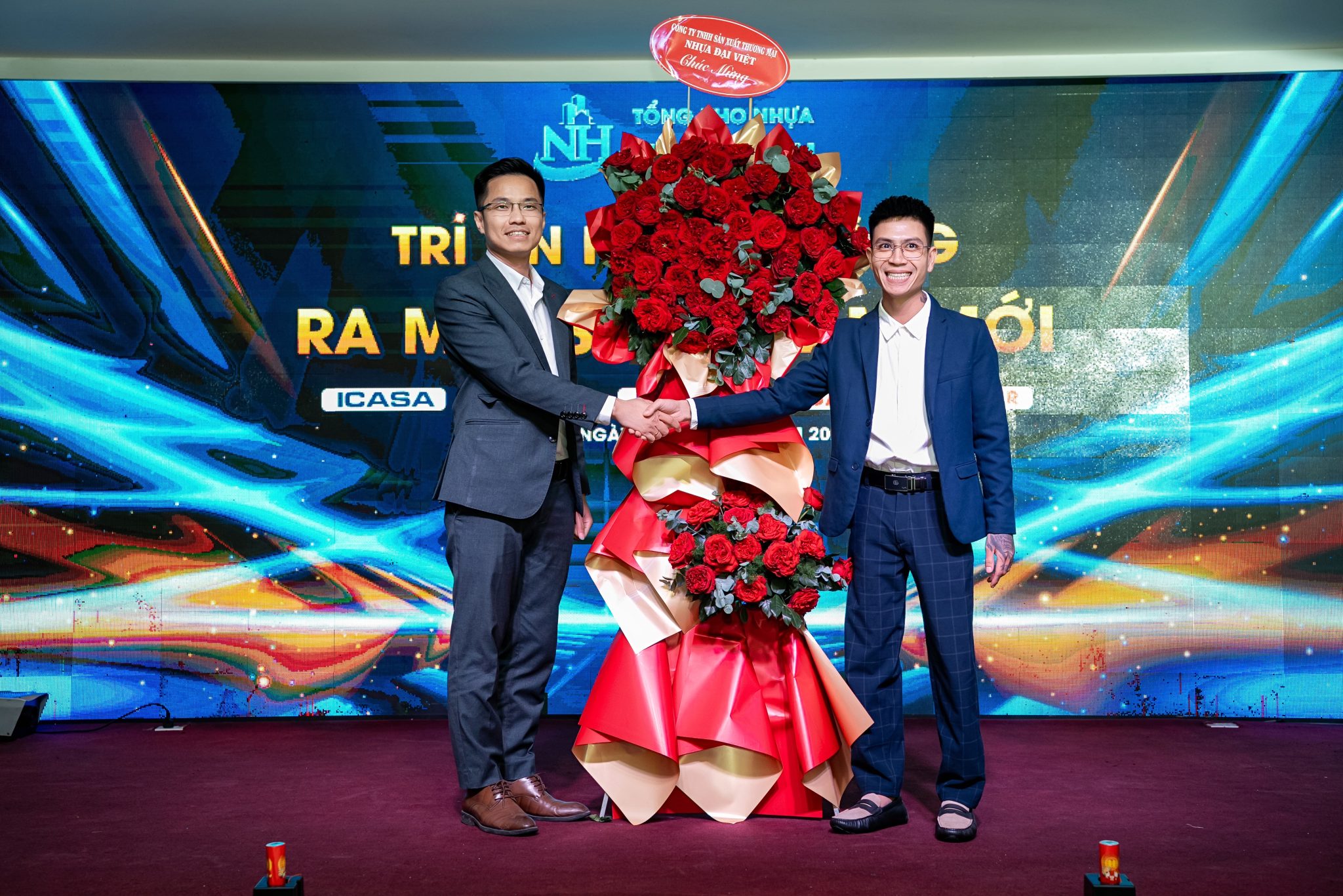 Bó hoa tươi thắm từ Công ty Nhựa Đại Việt được gửi tới chúc mừng Nhà phân phối Ngọc Hân