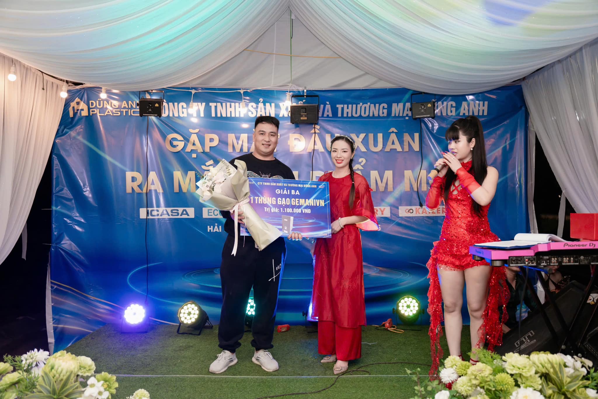 su kien nha phan phoi dung anh 10